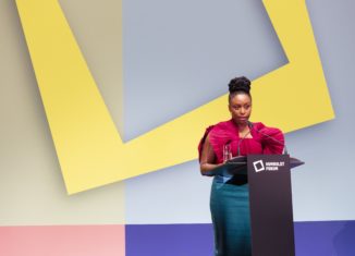 Schriftstellerin Chimamanda Ngozi Adichie. © Stiftung Humboldt Forum im Berliner Schloss / David von Becker